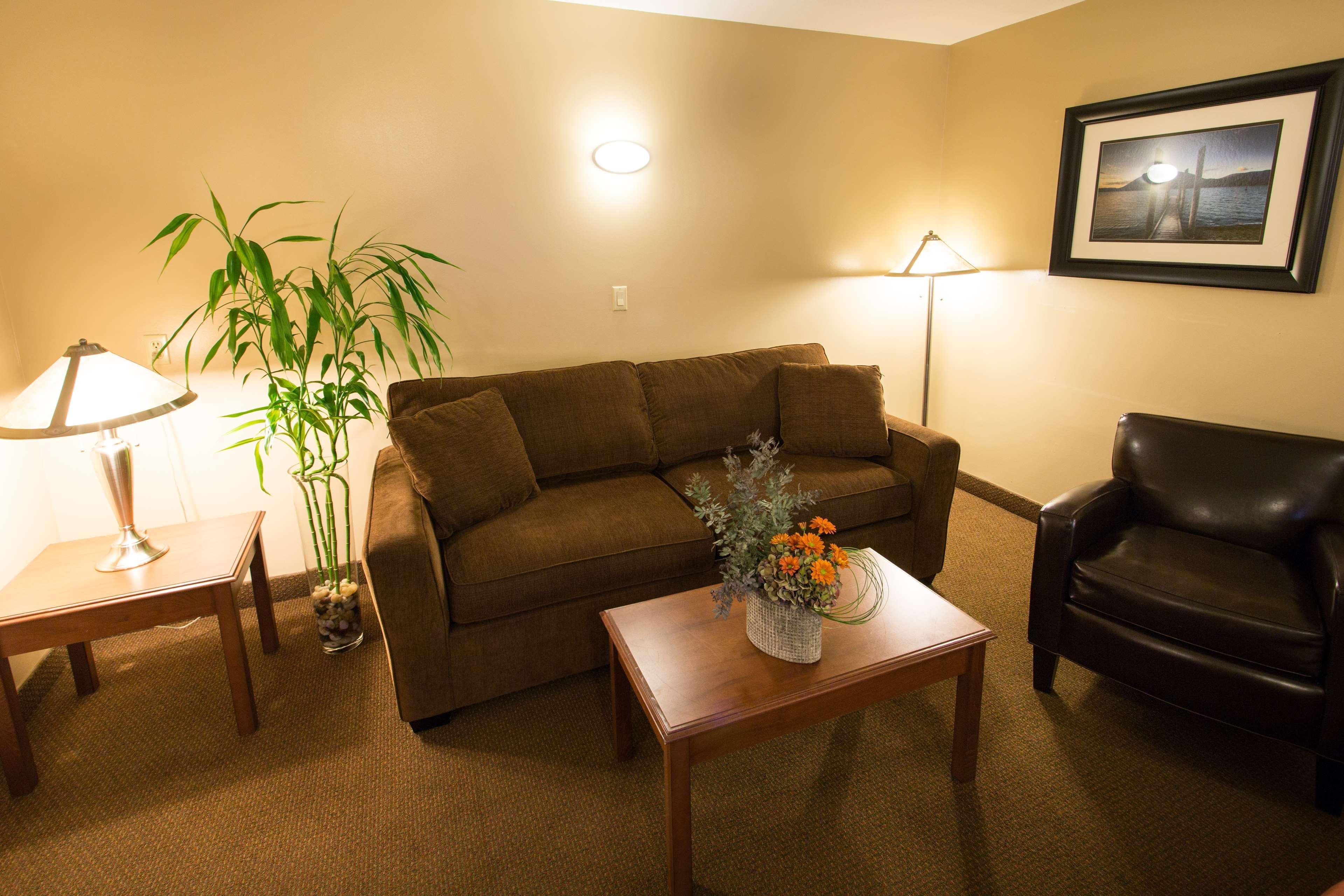 Best Western Sicamous Inn Exterior photo