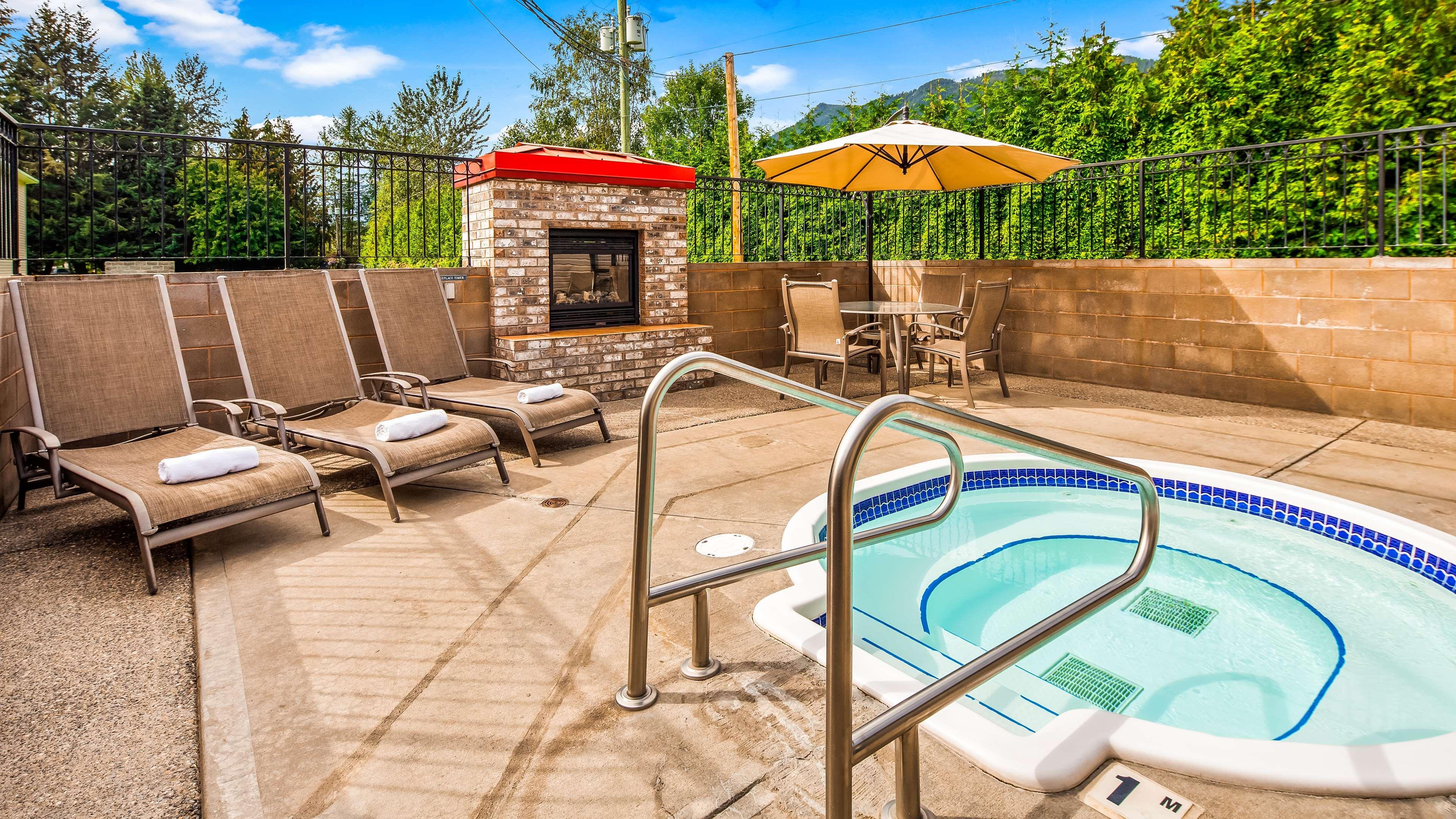 Best Western Sicamous Inn Exterior photo