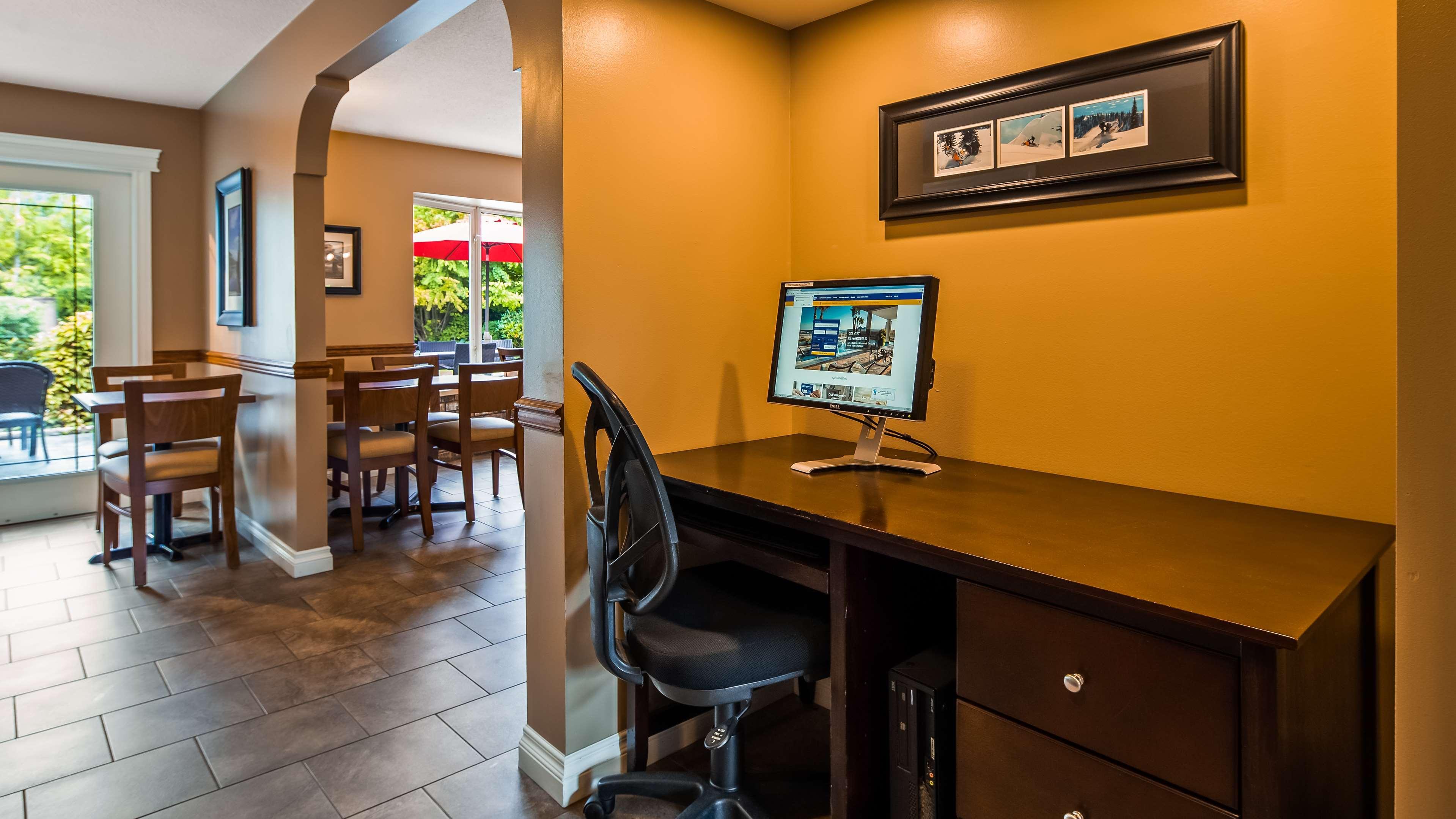 Best Western Sicamous Inn Exterior photo
