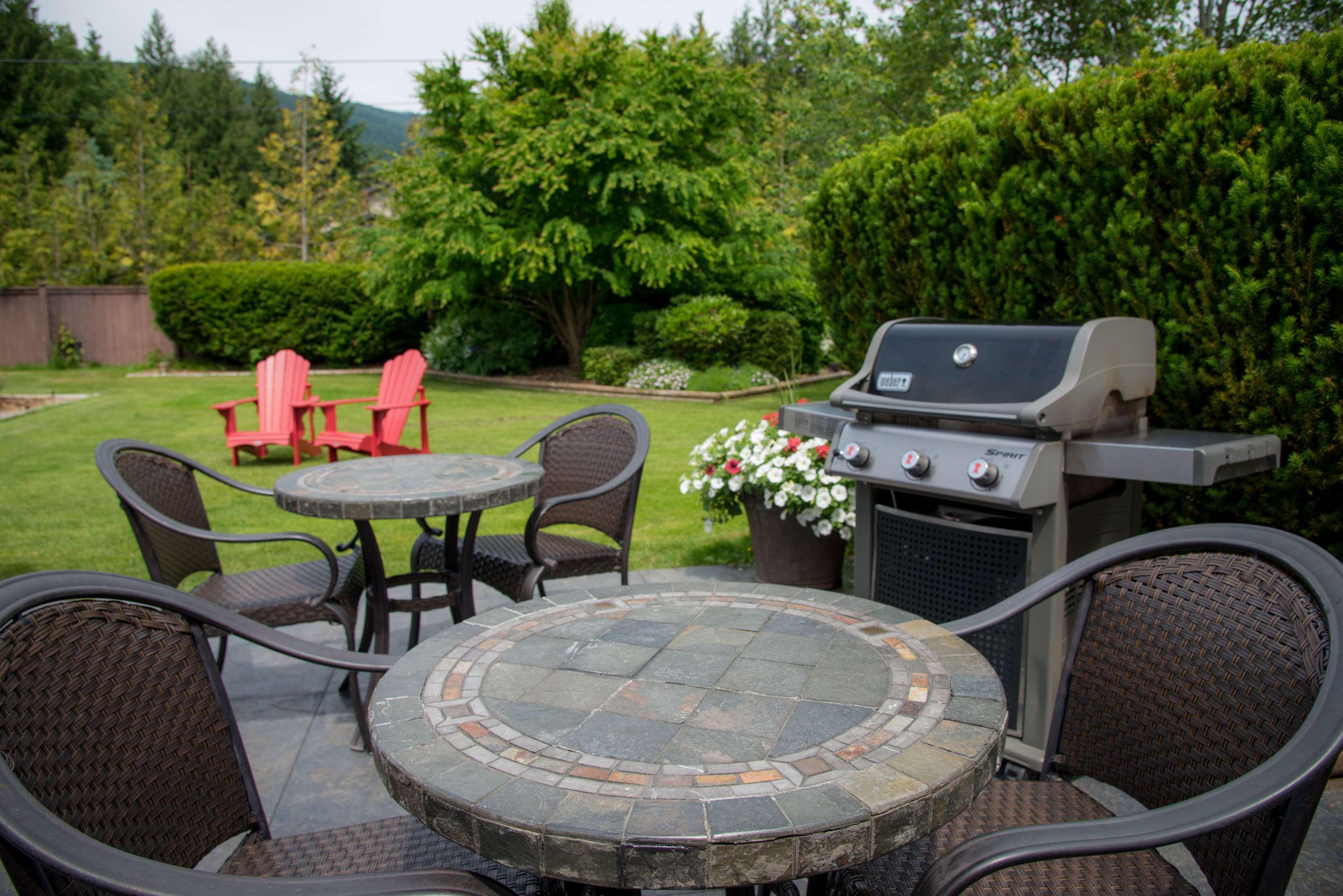 Best Western Sicamous Inn Exterior photo